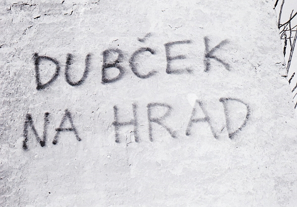 12_dubcek_na_hrad.bmp_.jpg