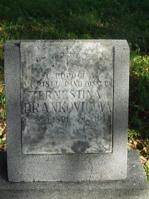 04_hrob_pani_ernestiny.jpg