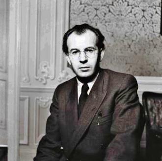 gustav_husak_v_druhej_polovici_40._rokov.jpg gustav_husak_v_druhej_polovici_40._rokov.jpg